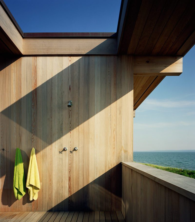 House in Shelter Island by Cary Tamarkin, photo by Bart Michiels